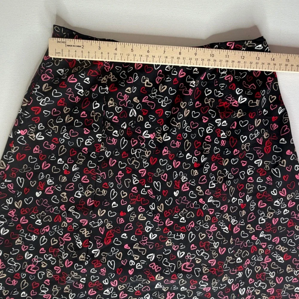 LOFT Black Heart Print Midi Skirt Size 2 Coquette Valentines Romantic Y2K‎ Girly